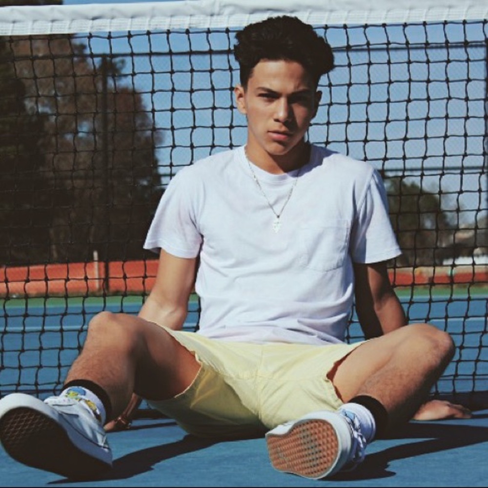 Meet your Posher, Adrian